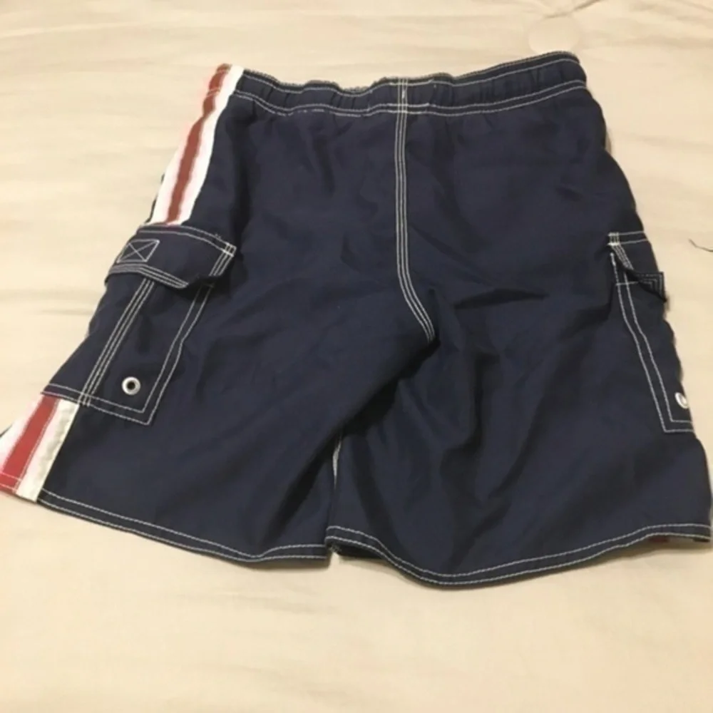 Old Navy Boys size small 6/7 swim trunks